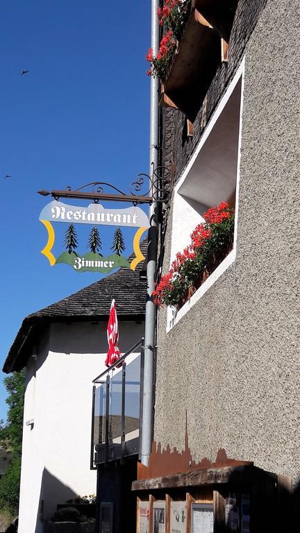 Hotel-Restaurant Drei Tannen Bellwald Exterior photo