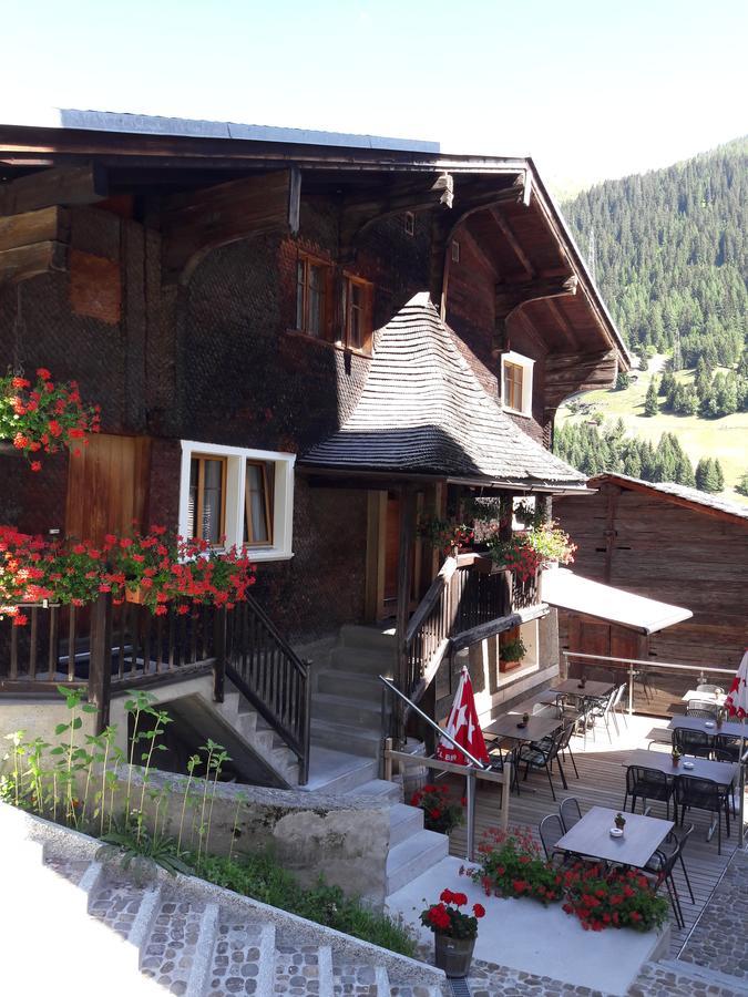 Hotel-Restaurant Drei Tannen Bellwald Exterior photo
